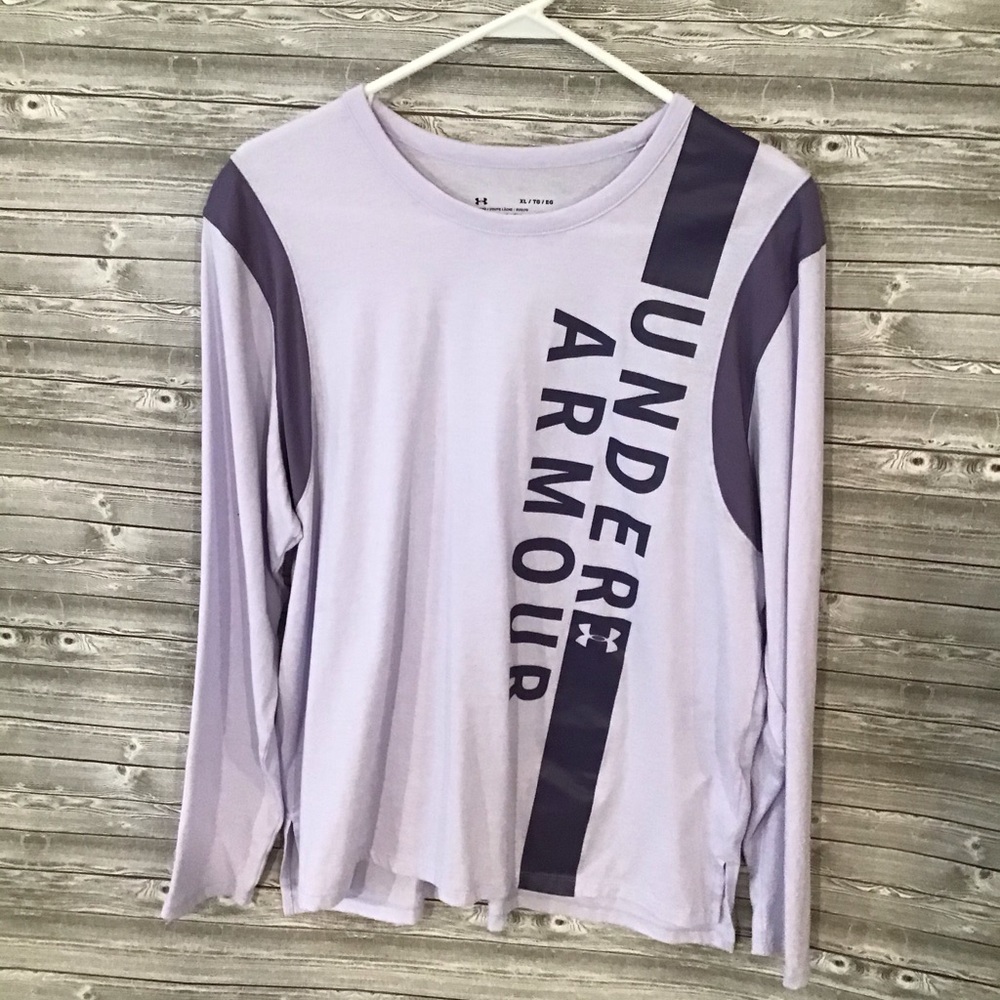 Under Armour women’s XL heatgear purple tee